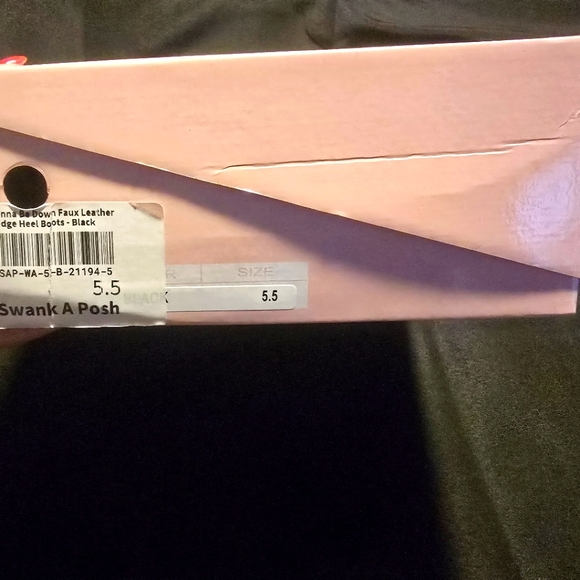 Swank a posh Black boots - Picture 6 of 6